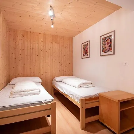 Sundance 5 *