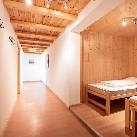 Sundance 5 *